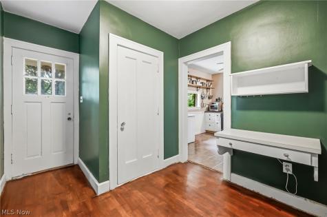 2318 Selma Avenue Youngstown OH 44504