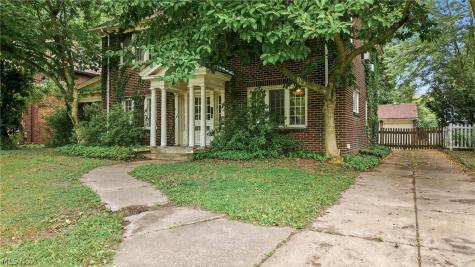 2318 Selma Avenue Youngstown OH 44504