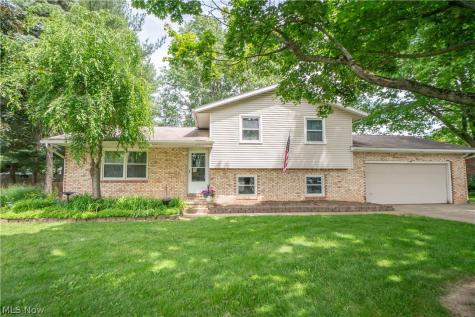 7819 Aramis Street NW Massillon OH 44646