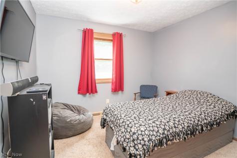7819 Aramis Street NW Massillon OH 44646