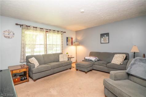 7819 Aramis Street NW Massillon OH 44646