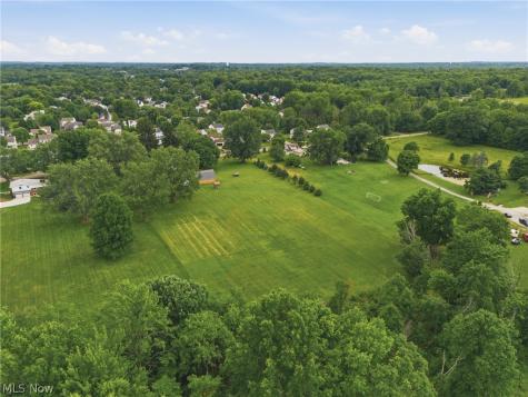 2191 Mount Pleasant Street NE North Canton OH 44721