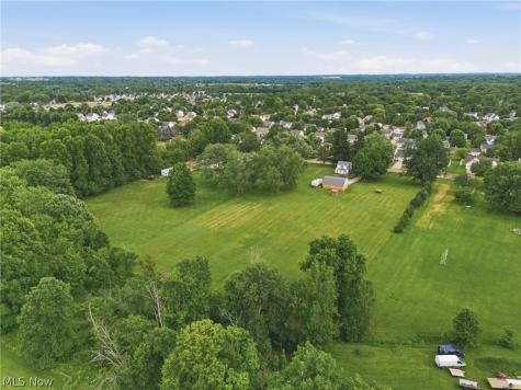 2191 Mount Pleasant Street NE North Canton OH 44721