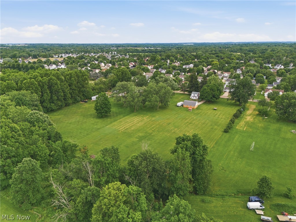 2191 Mount Pleasant Street NE North Canton OH 44721