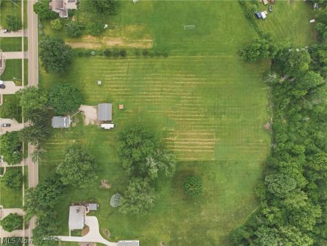 2191 Mount Pleasant Street NE North Canton OH 44721