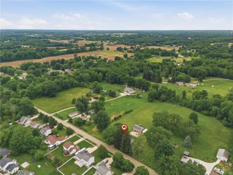2191 Mount Pleasant Street NE North Canton OH 44721