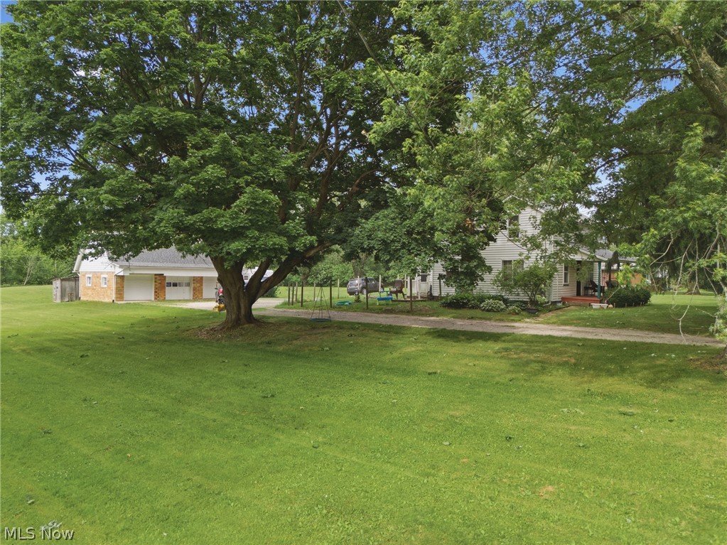 2191 Mount Pleasant Street NE North Canton OH 44721