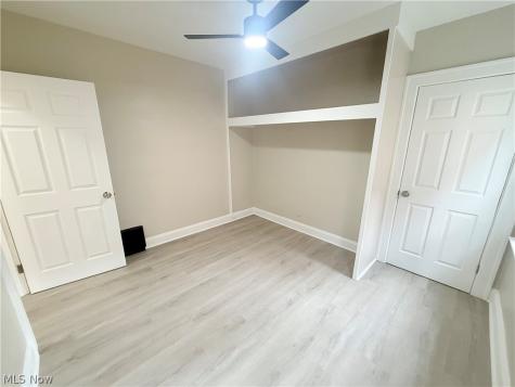 138 Roslyn Youngstown OH 44505