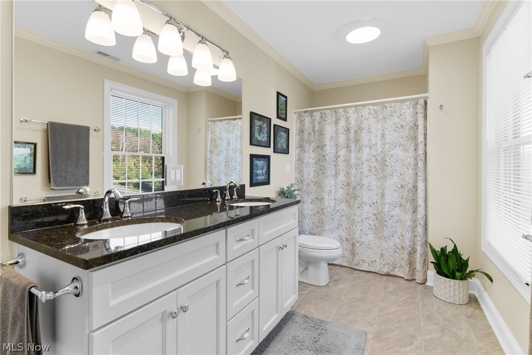 7059 Deepwood Drive Chagrin Falls OH 44022