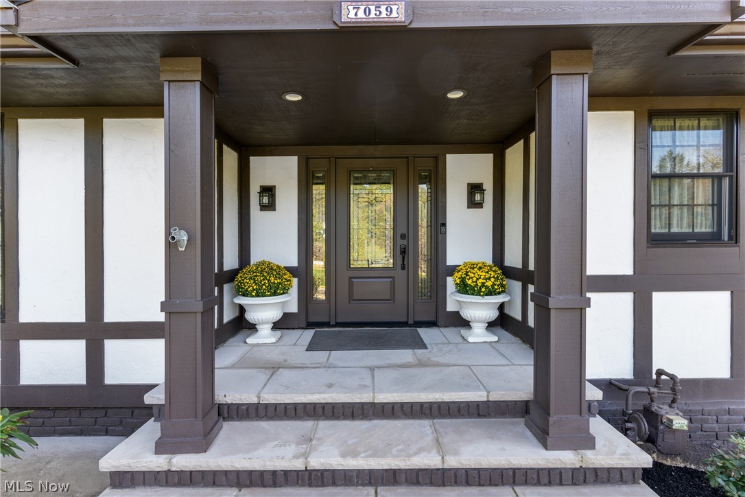 7059 Deepwood Drive Chagrin Falls OH 44022