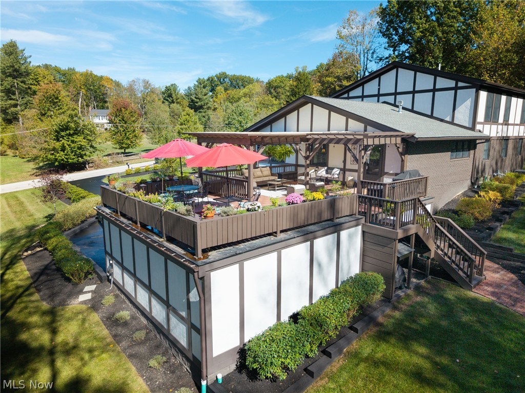 7059 Deepwood Drive Chagrin Falls OH 44022