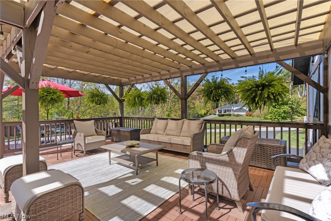 7059 Deepwood Drive Chagrin Falls OH 44022