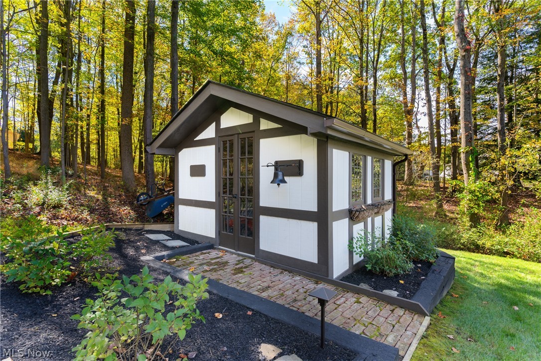 7059 Deepwood Drive Chagrin Falls OH 44022