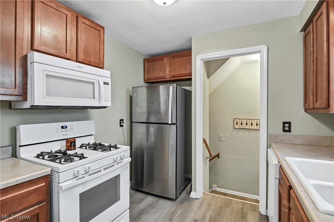 8204 Ivandale Drive Parma OH 44129