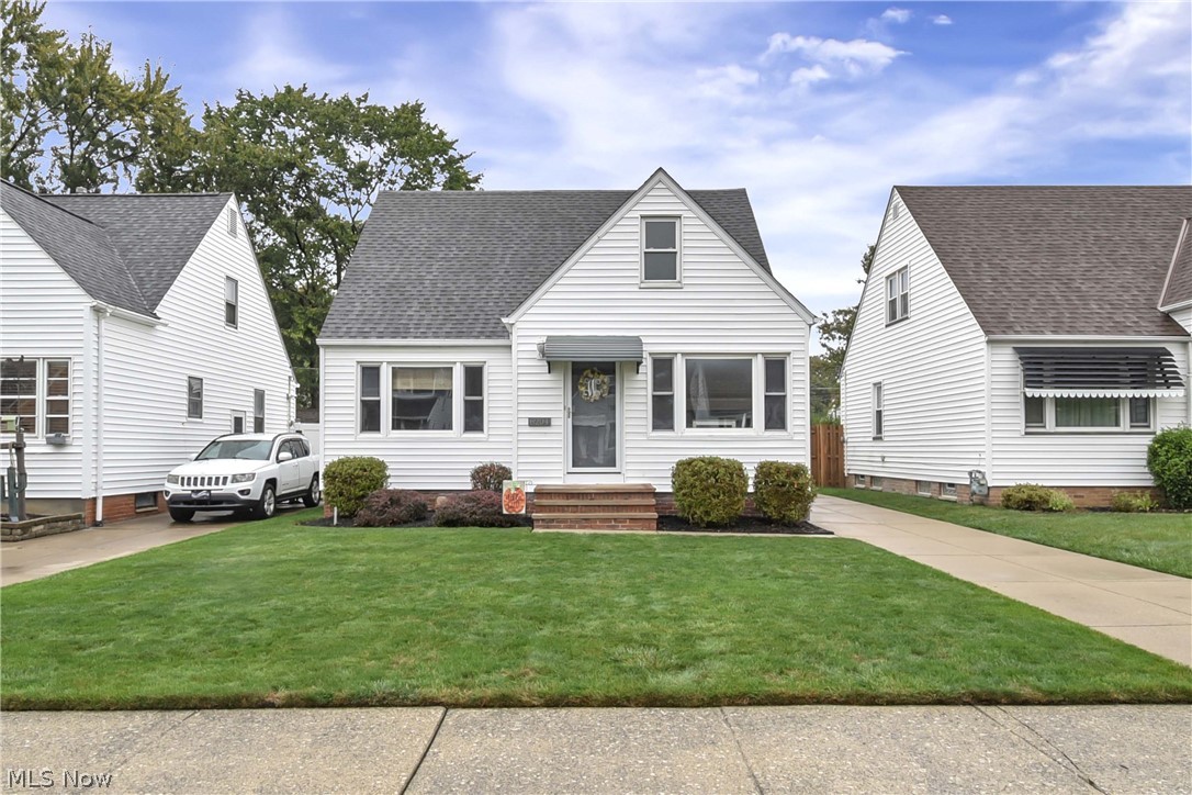 8204 Ivandale Drive Parma OH 44129
