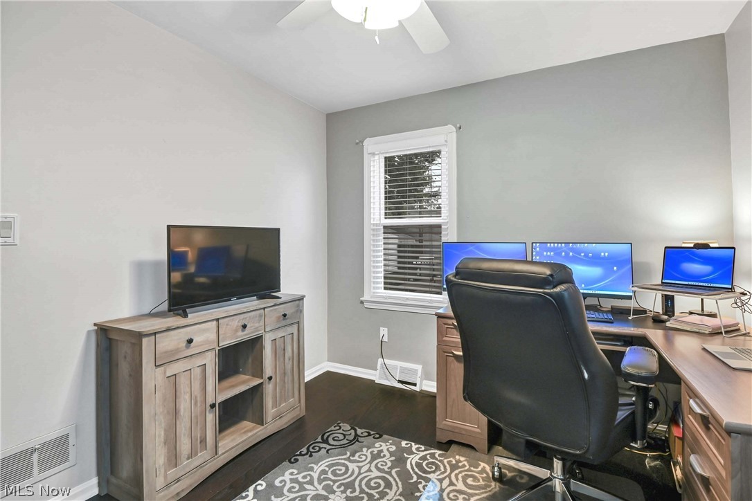 8204 Ivandale Drive Parma OH 44129