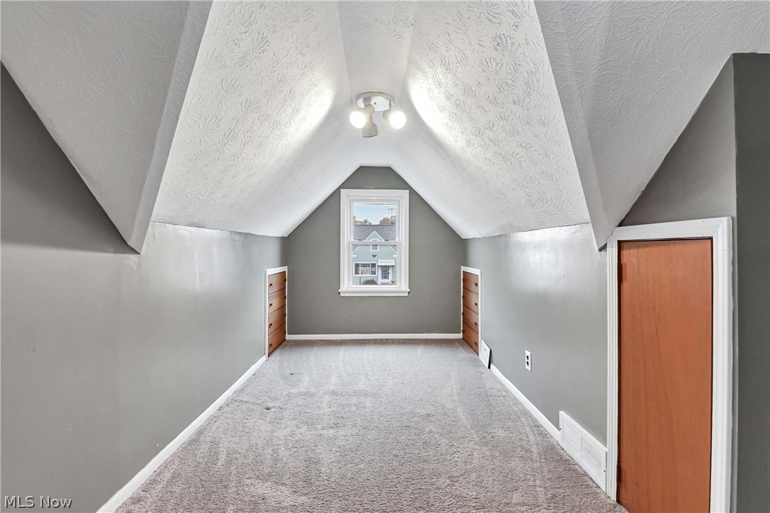 8204 Ivandale Drive Parma OH 44129
