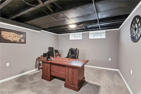 8204 Ivandale Drive Parma OH 44129