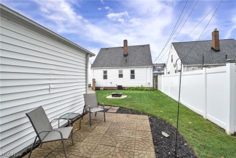 8204 Ivandale Drive Parma OH 44129