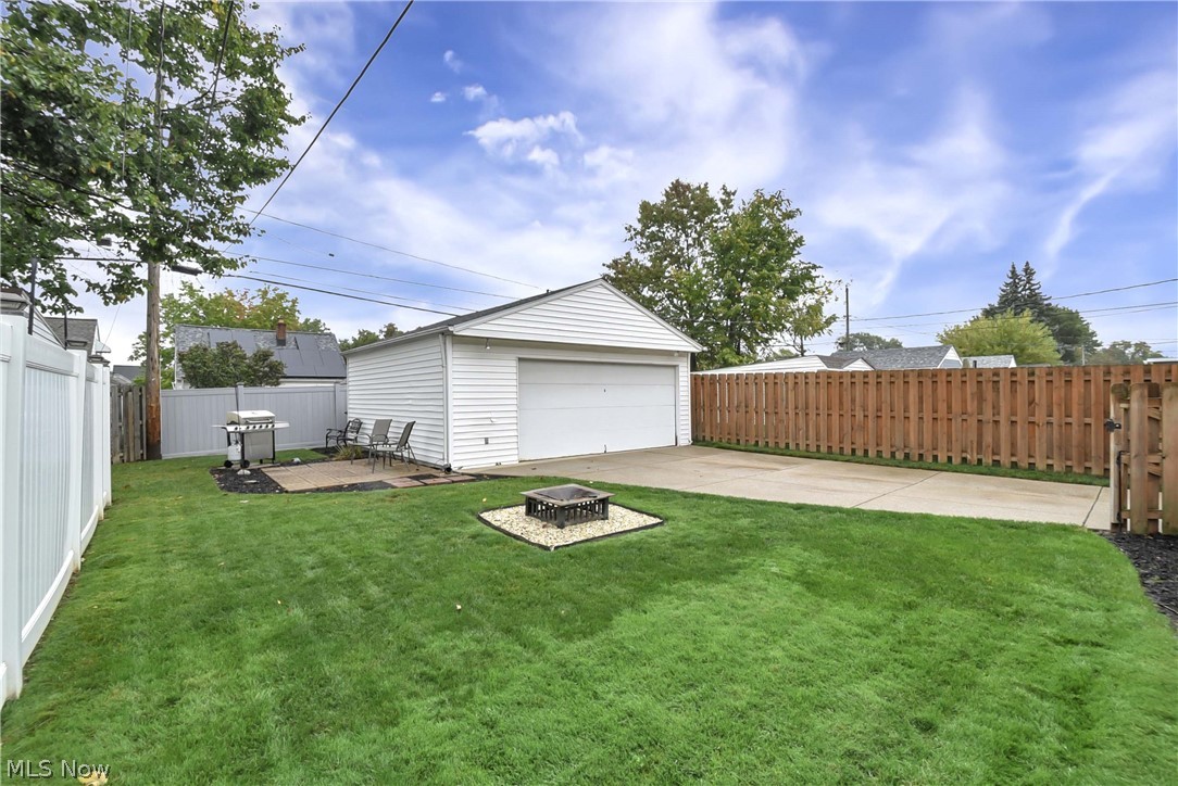 8204 Ivandale Drive Parma OH 44129