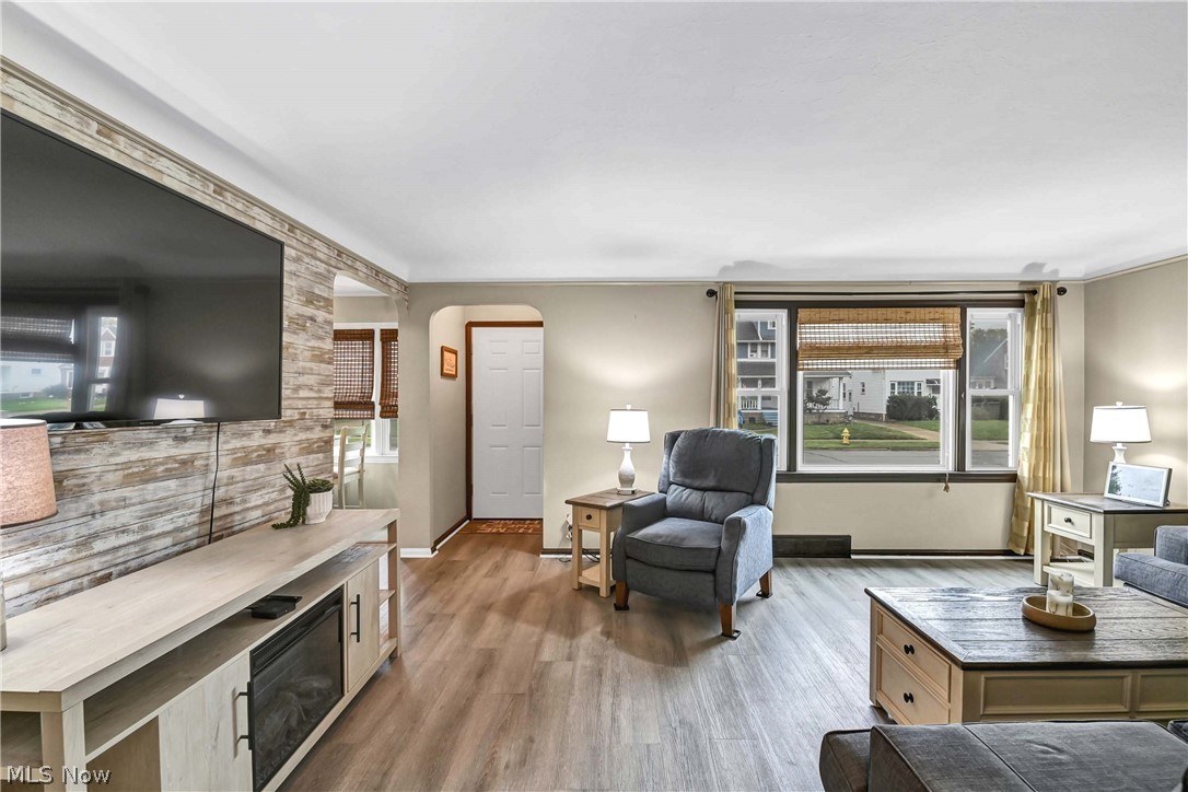 8204 Ivandale Drive Parma OH 44129