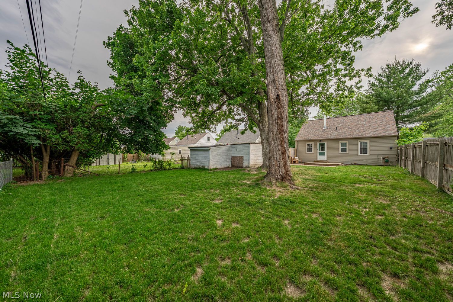 4327 W 189th Street Cleveland OH 44135