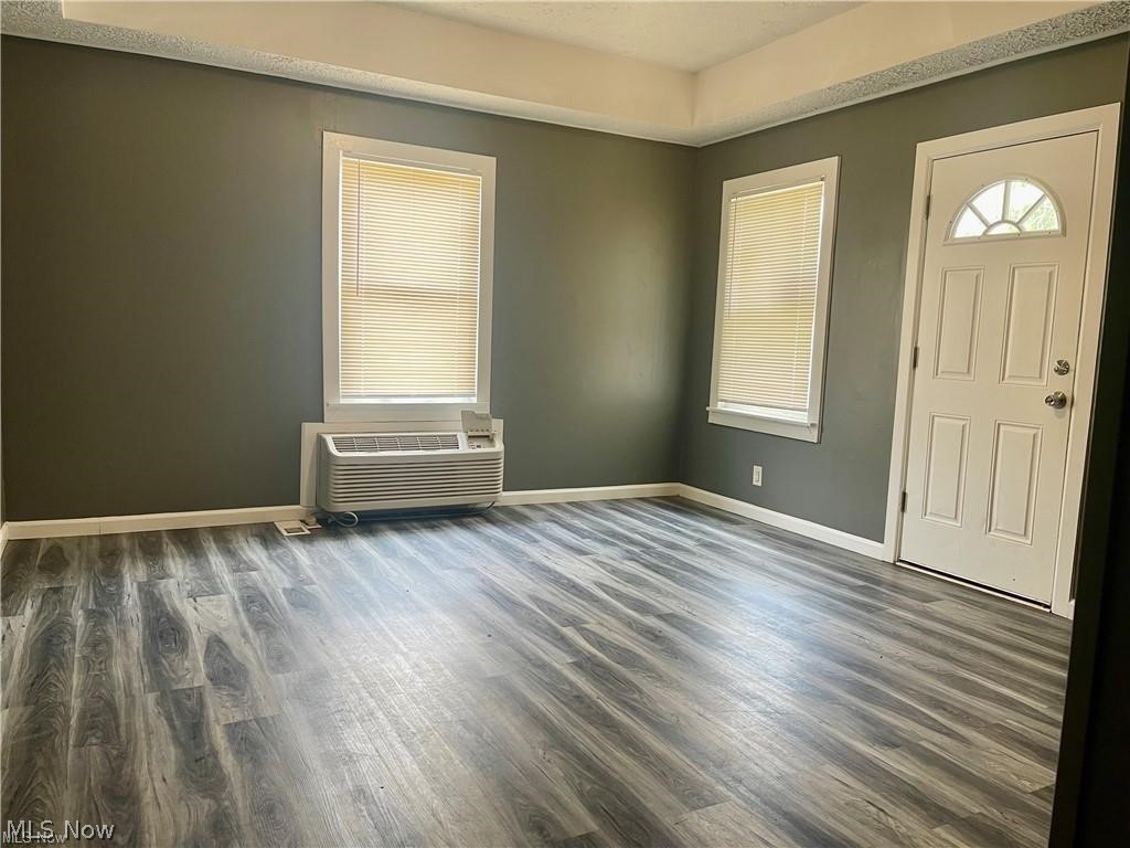 728 S 9th Street Cambridge OH 43725
