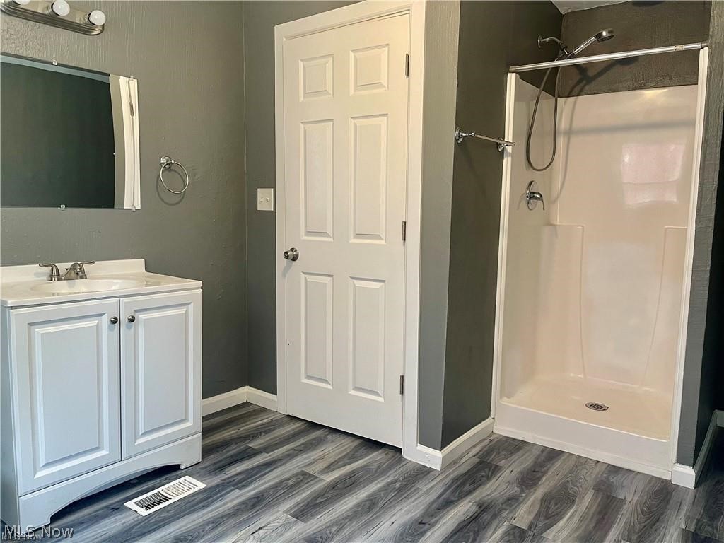 728 S 9th Street Cambridge OH 43725