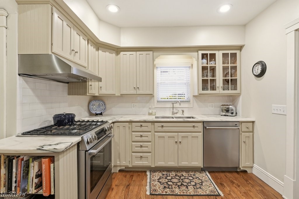 162 Vincent Street Chagrin Falls OH 44022