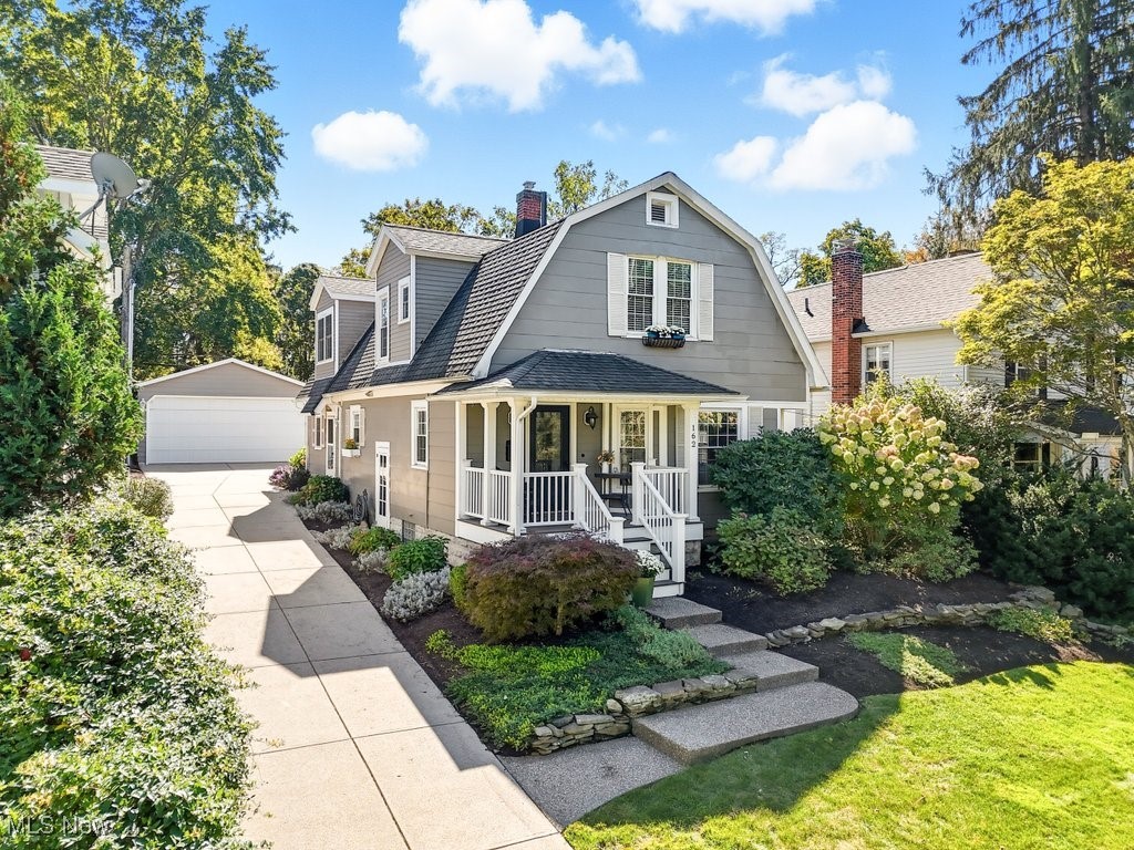 162 Vincent Street Chagrin Falls OH 44022