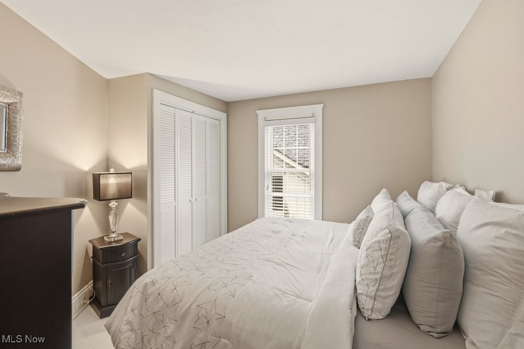 162 Vincent Street Chagrin Falls OH 44022