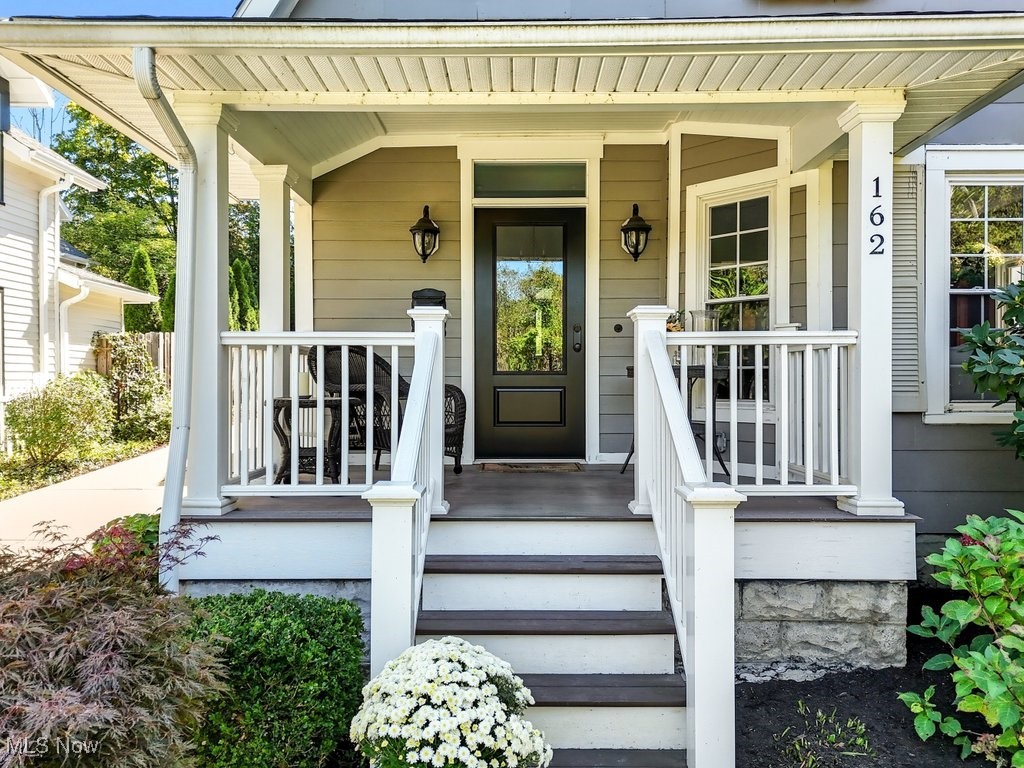 162 Vincent Street Chagrin Falls OH 44022