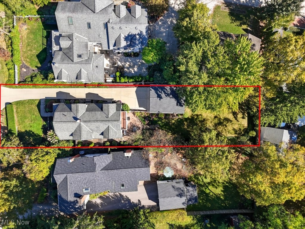 162 Vincent Street Chagrin Falls OH 44022