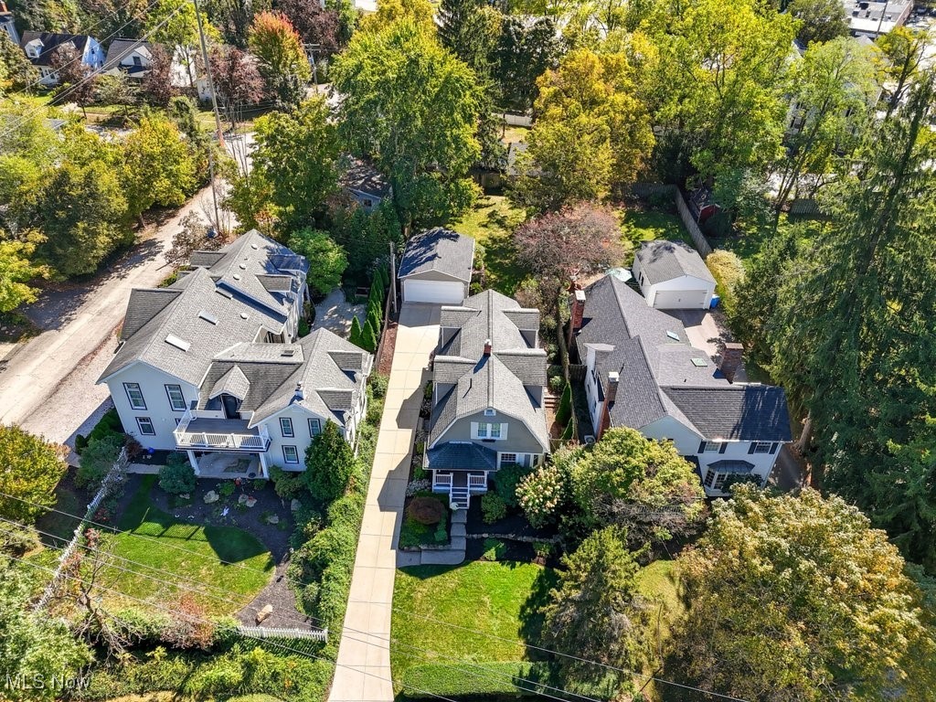 162 Vincent Street Chagrin Falls OH 44022