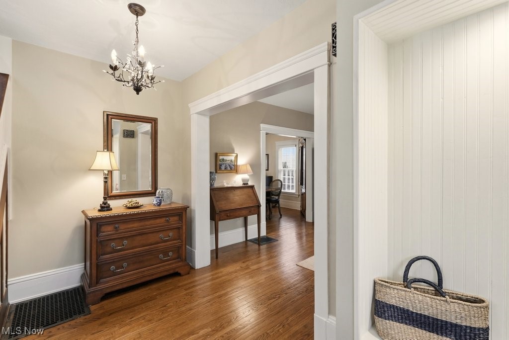 162 Vincent Street Chagrin Falls OH 44022