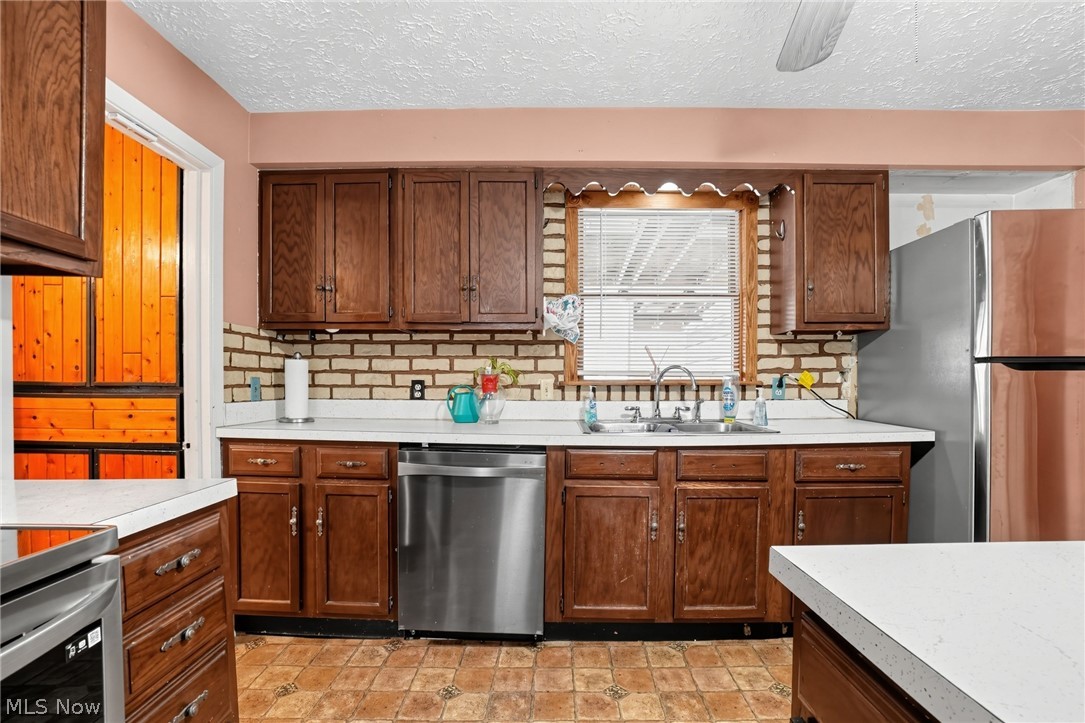 7365 N Ridge Road Madison OH 44057