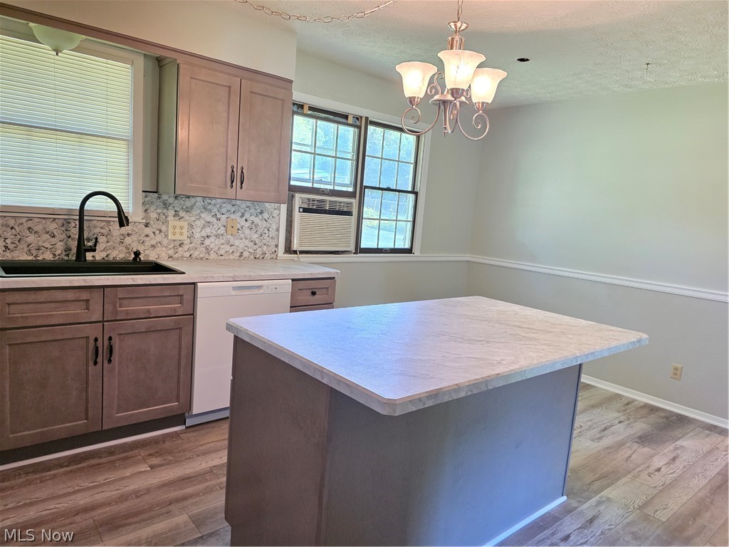1795 Allen Drive Salem OH 44460