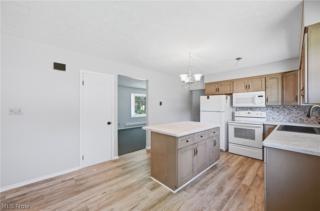 1795 Allen Drive Salem OH 44460