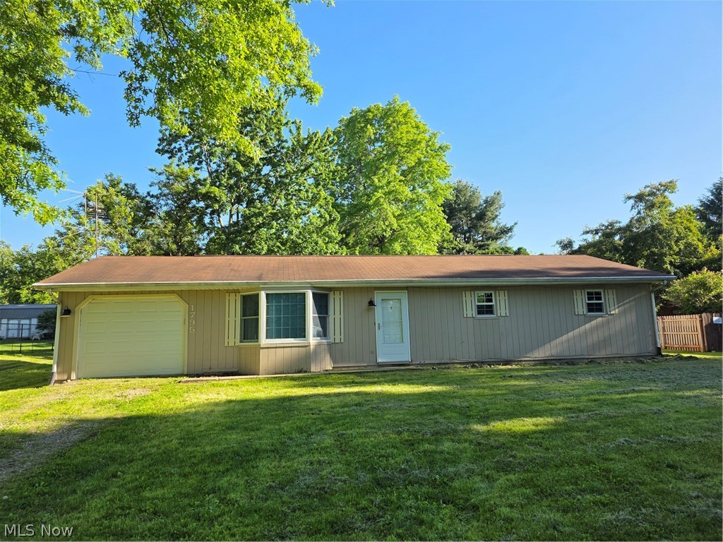 1795 Allen Drive Salem OH 44460