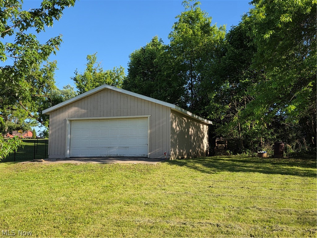 1795 Allen Drive Salem OH 44460