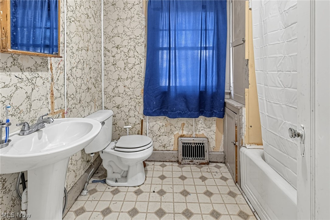 812 Lincoln Avenue East Liverpool OH 43920