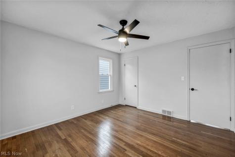 5085 W 6th Street Brooklyn Heights OH 44131