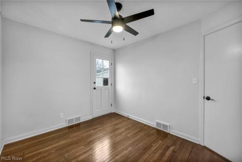5085 W 6th Street Brooklyn Heights OH 44131