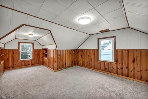 5085 W 6th Street Brooklyn Heights OH 44131