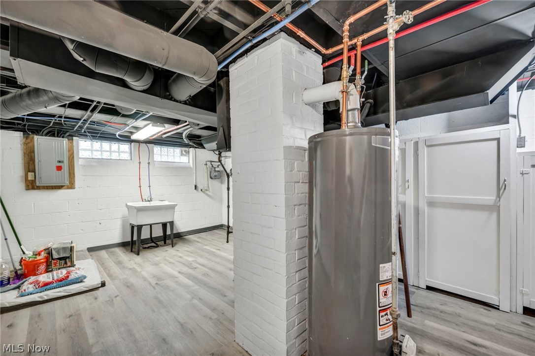 5085 W 6th Street Brooklyn Heights OH 44131