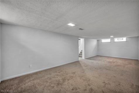 5085 W 6th Street Brooklyn Heights OH 44131
