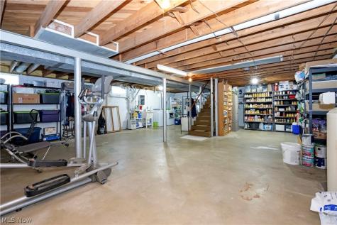 1679 Westwood Circle Wooster OH 44691