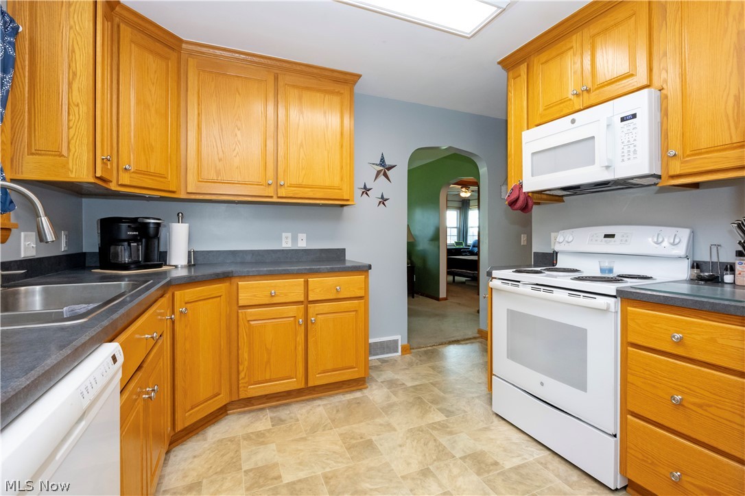 1679 Westwood Circle Wooster OH 44691