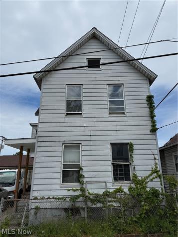 1517 E 33rd Street Cleveland OH 44114