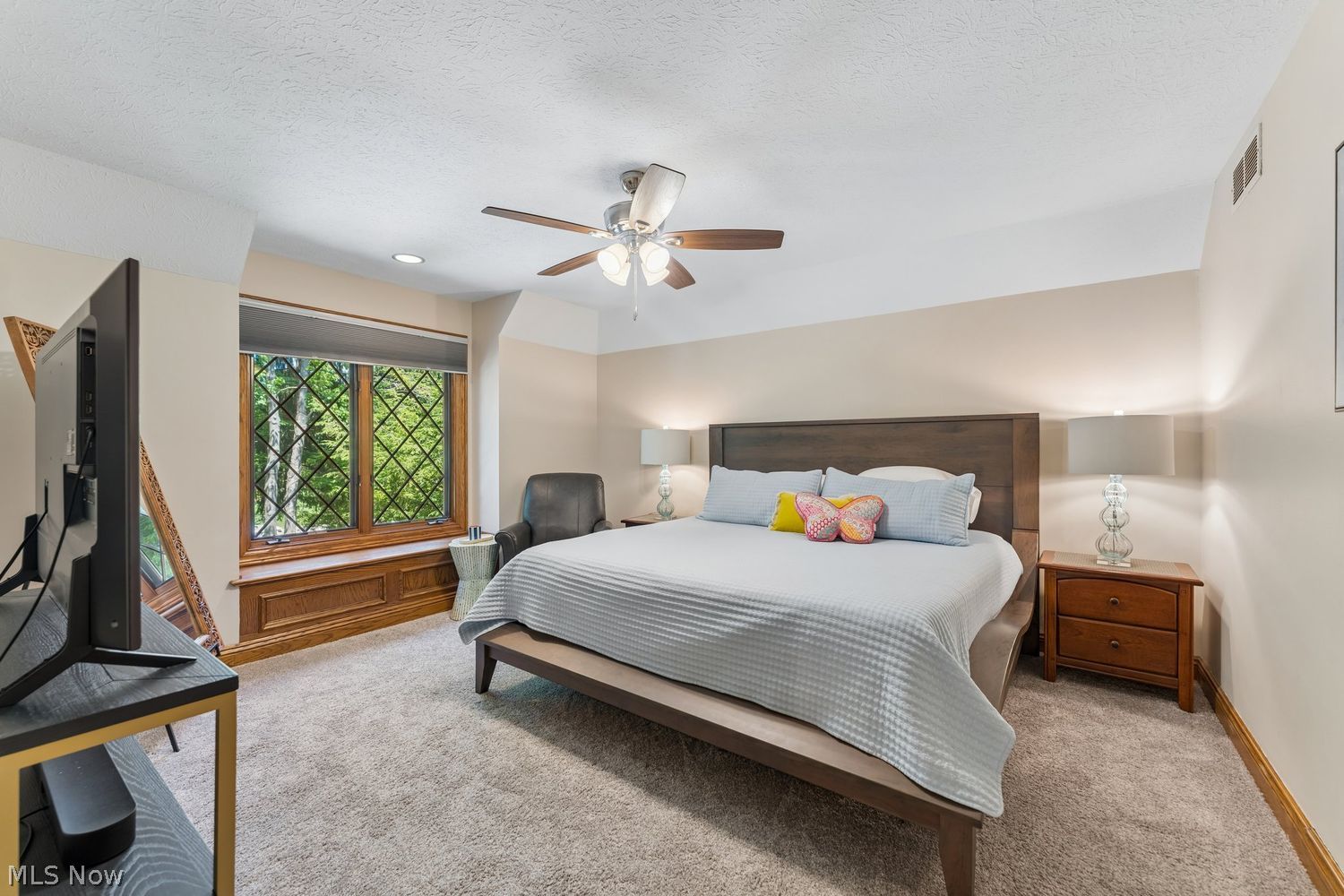 8840 Forest Edge Drive Kirtland OH 44094